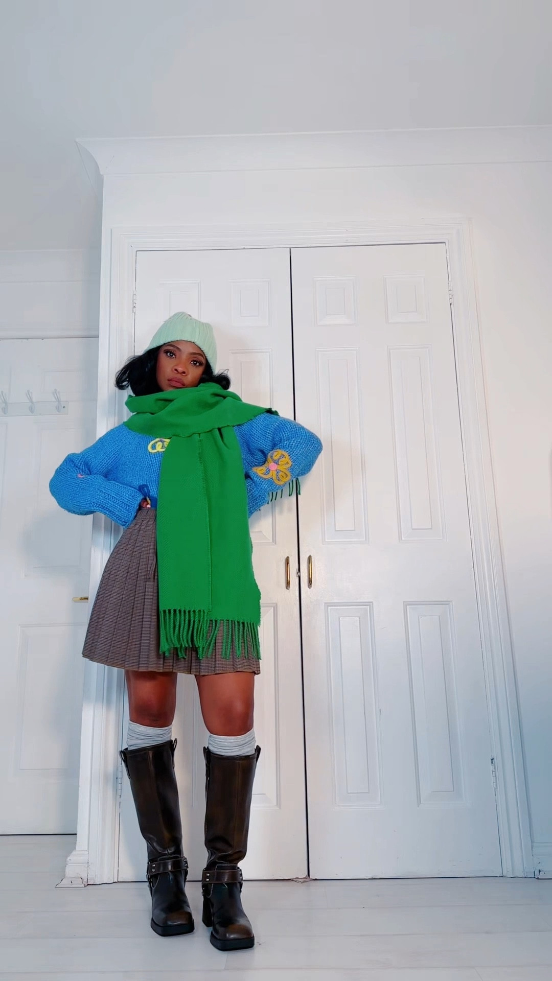 Cold weather knitwear layering 

#LTKootd #LTKSeasonal