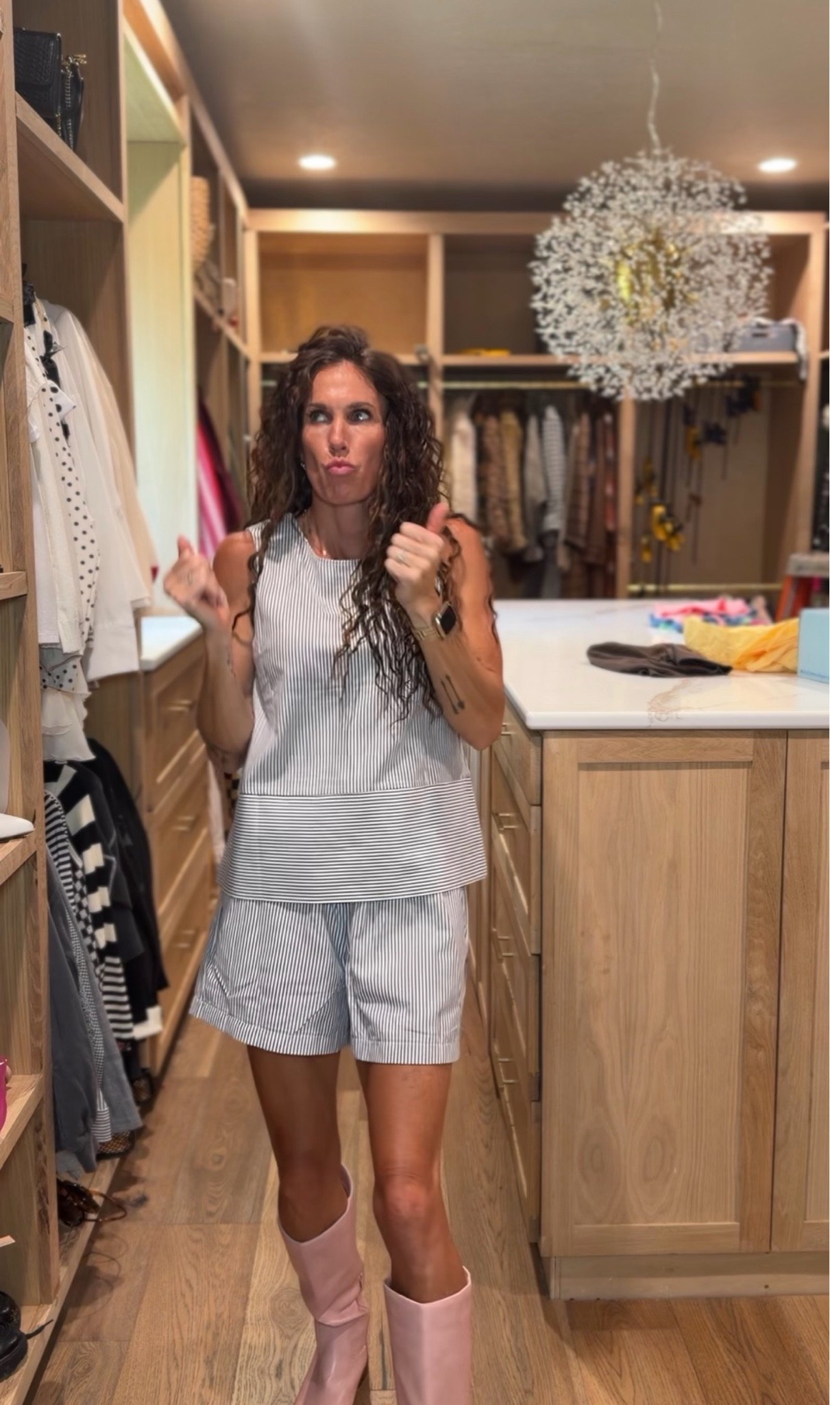 New boot goofin

#LTKSaleAlert #LTKOver40