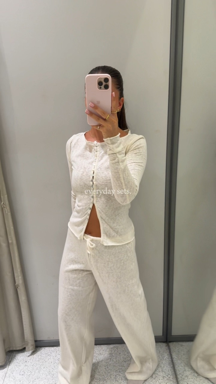 Co ord - cream co ord - summer outfit - new in - style tip - button top -

#LTKsummer #LTKuk #LTKstyletip
