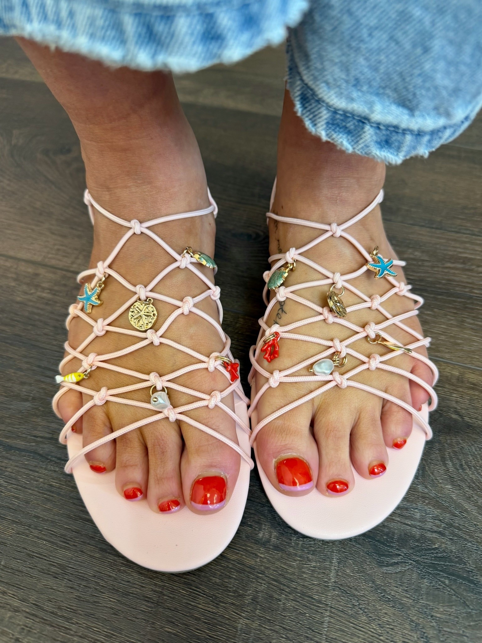 Cutest charm pink sandals from Walmart! 💓🌷🌸🤍

#LTKKids #LTKTravel #LTKFestival