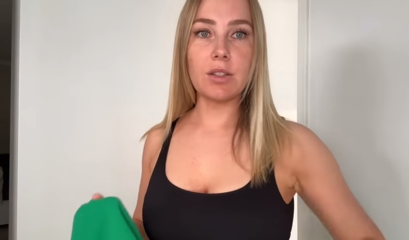 This bra is from Uniqlo but I’ve linked similar below! 🖤

#LTKaustralia #LTKFind #LTKstyletip