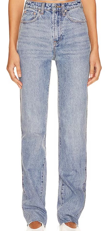 Jeans Winter Outfit 

Sara Super High Rise Straight in Wave Hill
GRLFRND

#LTKstyletip #LTKU #LTKMostLoved