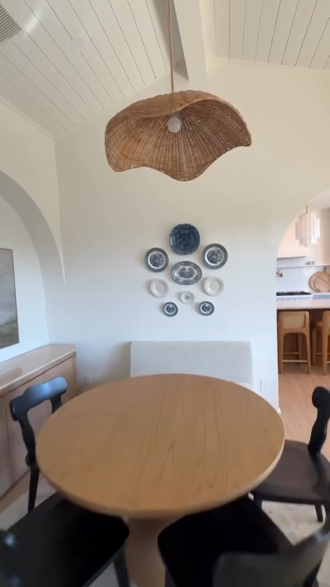 I don’t know why it took me so long to actually do this. Not sure if it’s because I’m 40+ years old but I’m in love with this plate wall 🤌✨

#platewall #cottagecoreaesthetic #cottagecore #nancymeyers

#LTKHome #LTKOver40