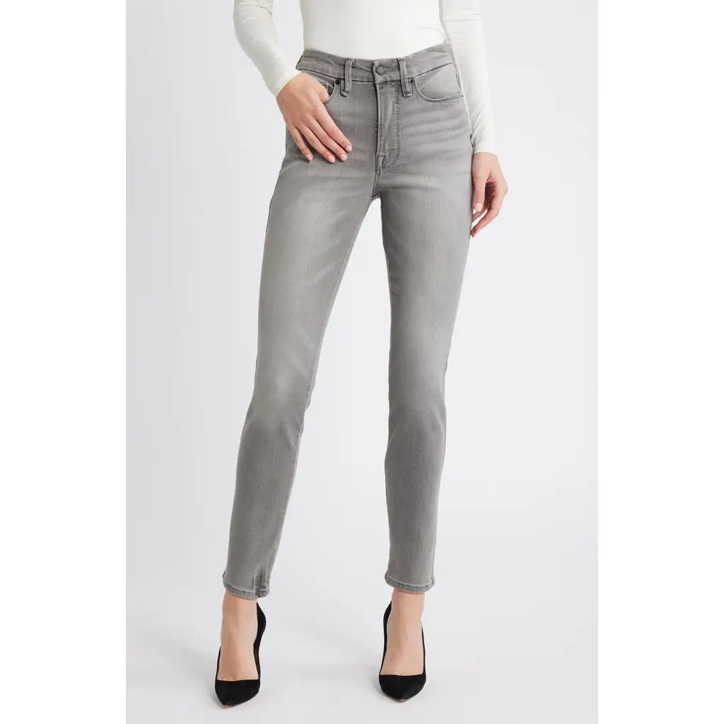 Good American Good Legs Skinny Jeans in Black336 at Nordstrom, Size 00 | Nordstrom