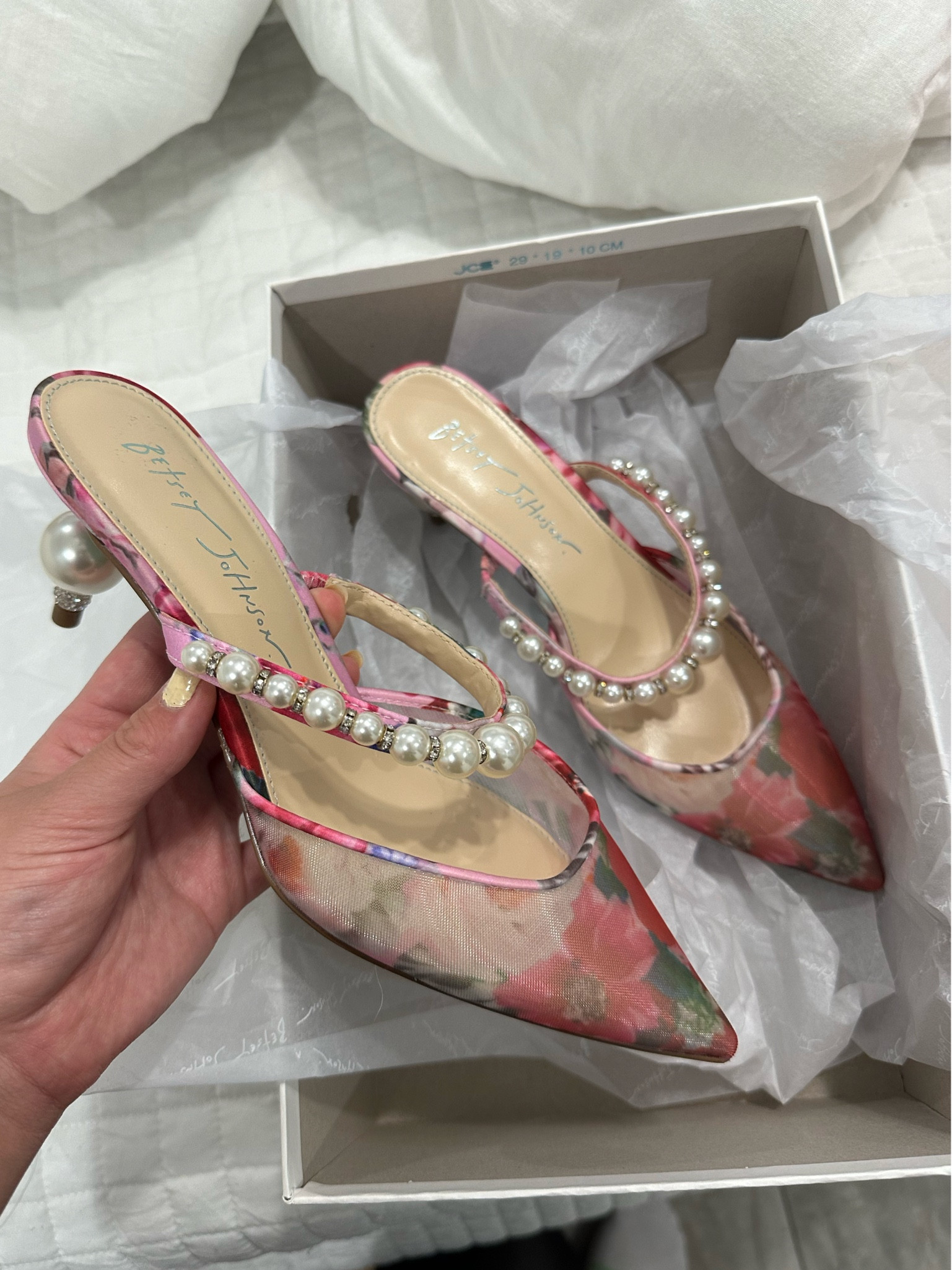 Pearl heels, pink small heel , floral/pearl mules, heels on sale , pointed toe mule , wedding guest 

#LTKWedding #LTKxNSale #LTKShoeCrush