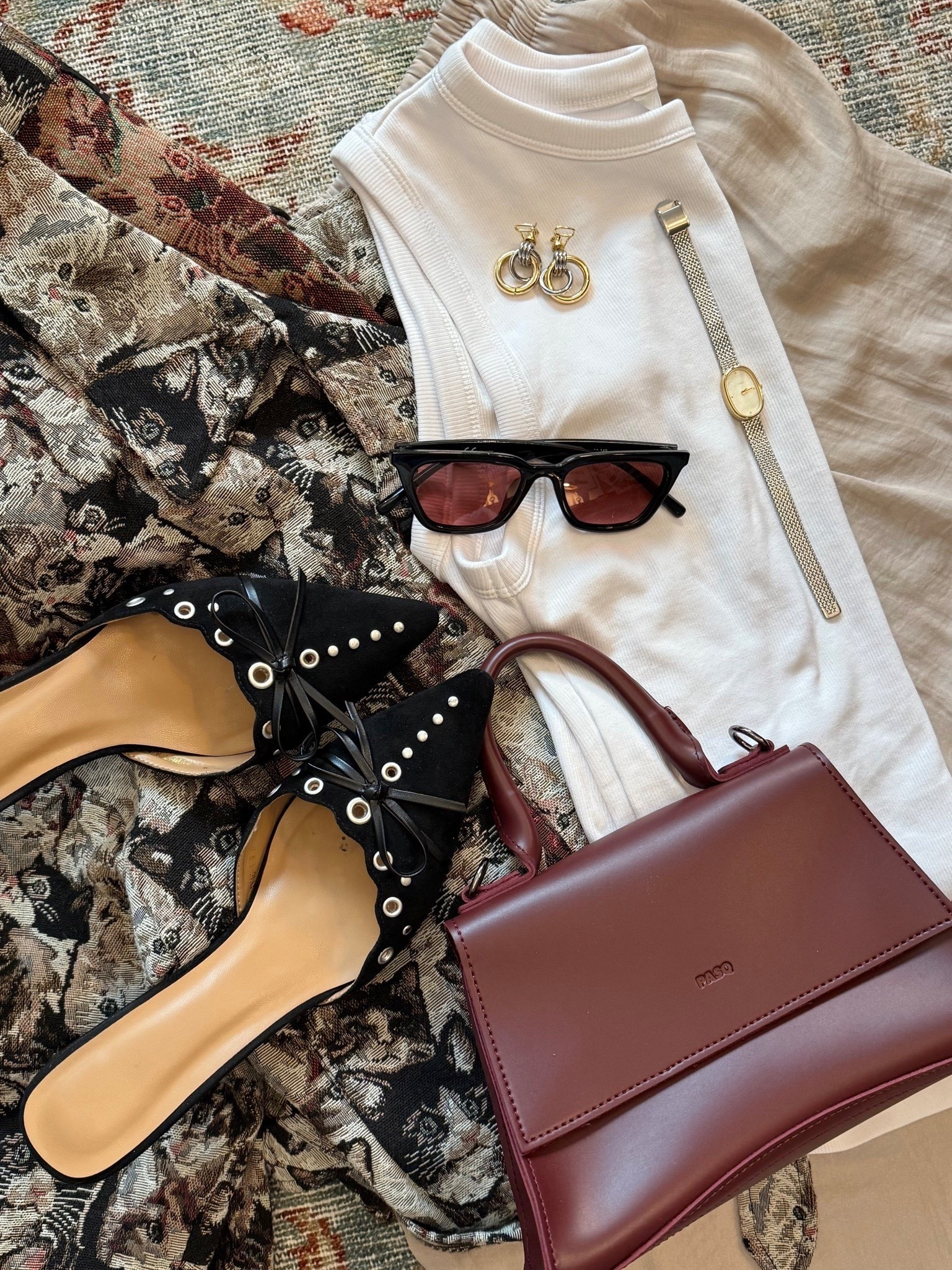 Outfit roulette gdwm



#LTKgrwm #LTKSeasonal #LTKootd