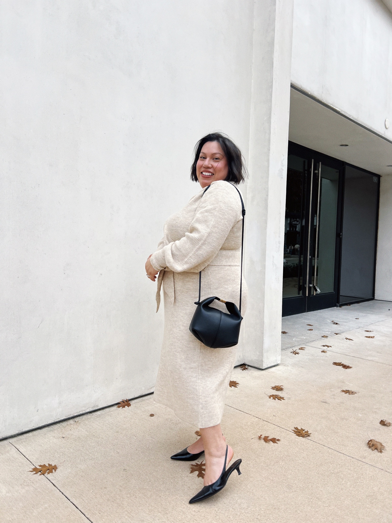 Sweater dress on sale! Under $50, cozy, not too hot. Plenty of stretch, true to size.




Winter outfit, dress, winter dress, sale, plus size

#LTKSaleAlert #LTKStyleTip #LTKFindsUnder50