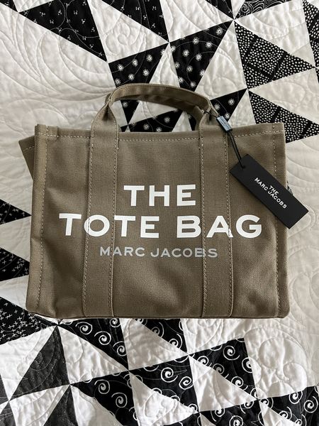 OBSESSED WITH THIS DUPE! 

The tote bag DHGate dupe | fall tote bag | tote bag style | DHGate finds

#LTKstyletip #LTKunder100 #LTKitbag