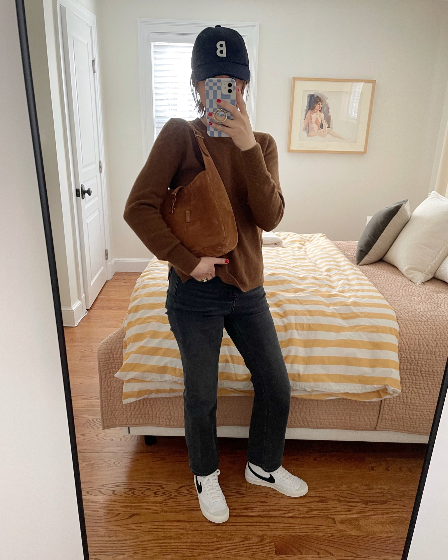 New kicks are perfect for that easy breezy weekend look.

Top // J.crew cashmere cewnexk sized up to a M
Bag // YSL suede 9-5 bag (my absolute current favorite)
Jeans // J.Crew, sized down 1 size to 24
Shoes // Nike, TTS (6.5)



#LTKMostLoved #LTKstyletip #LTKitbag