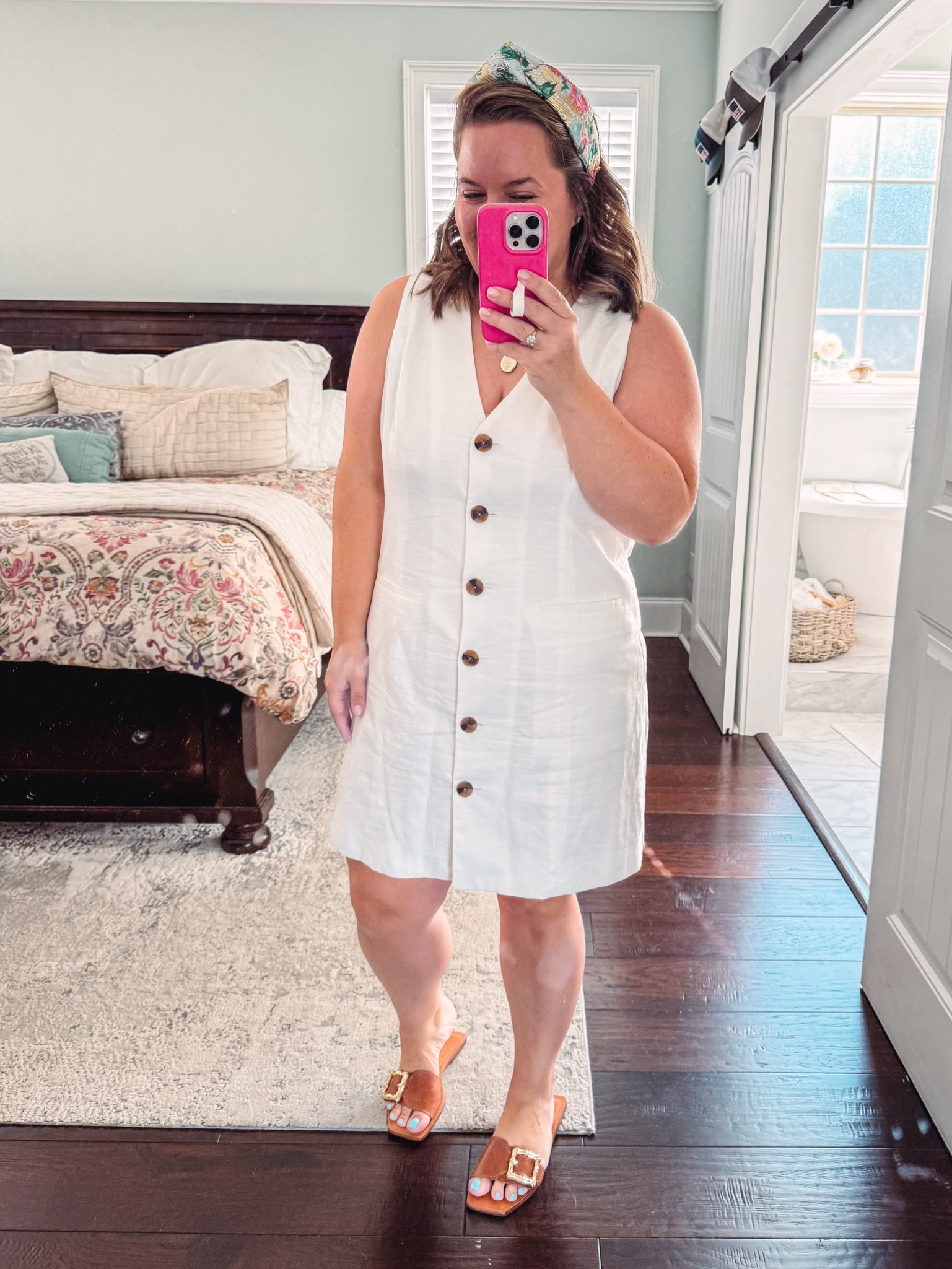 Linen mini vest dress from @target 

#linen #vestdress #bestdress #summer 

#LTKStyleTip #LTKFindsUnder50 #LTKWorkwear