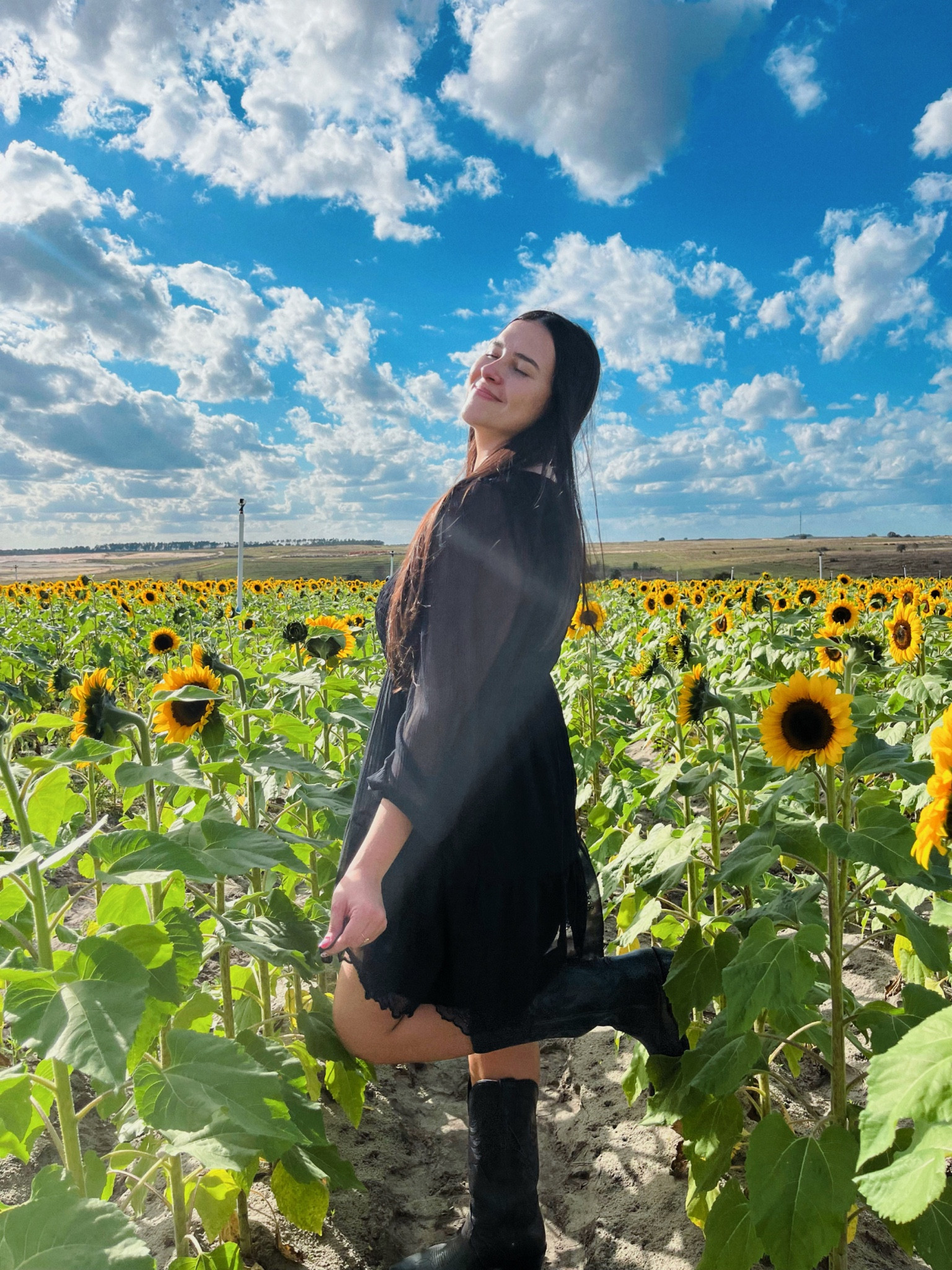 In my tecovas 👢🖤 The Annie in Midnight!

Tecovas, cowboy boots, black cowboy boots

#LTKplussize #LTKstyletip #LTKmidsize
