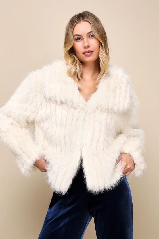 Luxe Outing Ivory Faux Fur Collared Coat | Lulus