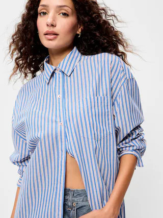 Oversized Button-Down Boyfriend Shirt | Old Navy (US)
