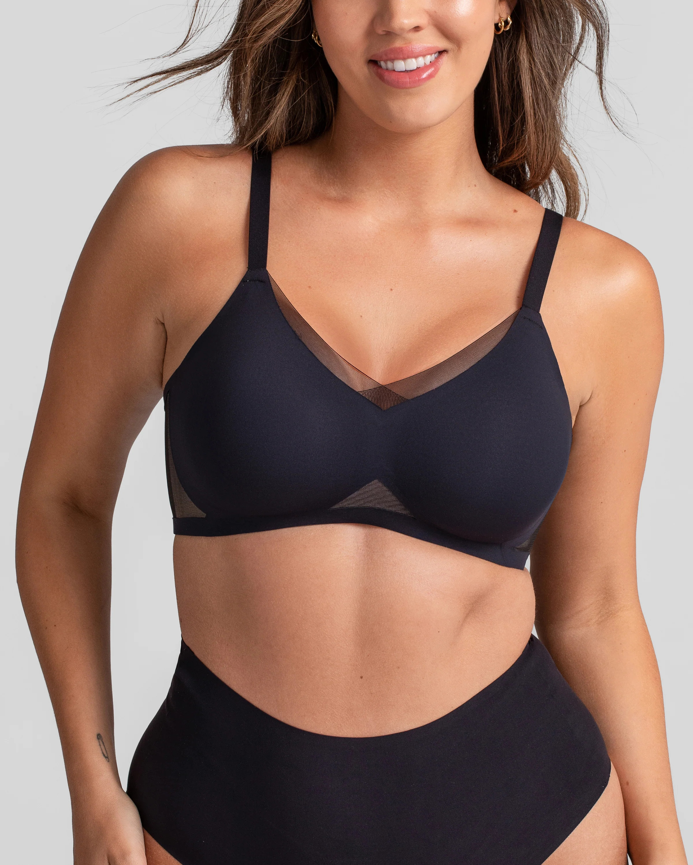 CrossOver Bra | Honeylove