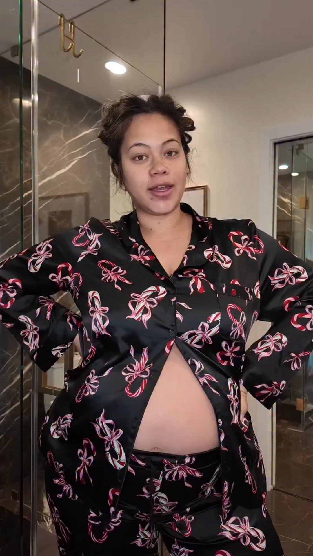 I’ve been giving full ogre-troll hybrid energy for the past 7 days… a semi-transformation was necessary. Mind you, I was exhausted doing it 😂

@loccitane 
@vaselinebrand 
@cetaphil 
@josiemaran 
@dove 
@olehenriksen 
@patricktabeauty 
@hourglasscosmetics 
@onesize 
@narsissist 
@hudabeauty 
@makeupbymario
@mermade.hair 
@nexxushaircare 
@fentyhair 
@fentybeauty 
@asos 
@aerie 
@palmers