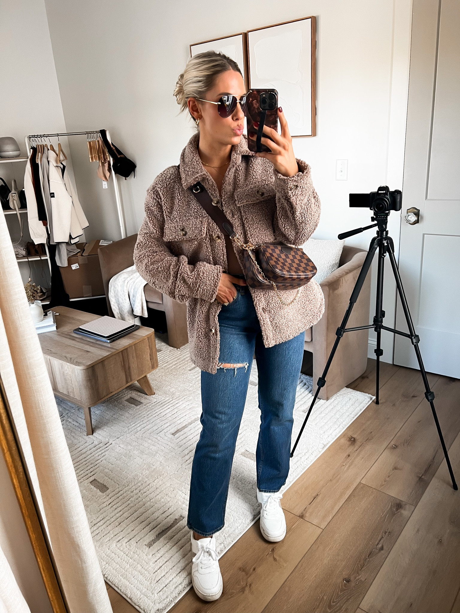 A&F LOOK 6: FAV from Abercrombie.. this sherpa is everything. Buttery soft on the inside & perfectly oversized when you size up one! (Wearing size 25 curve love short in the jeans & size small in the sherpa!) 

#LTKstyletip #LTKSeasonal #LTKGiftGuide