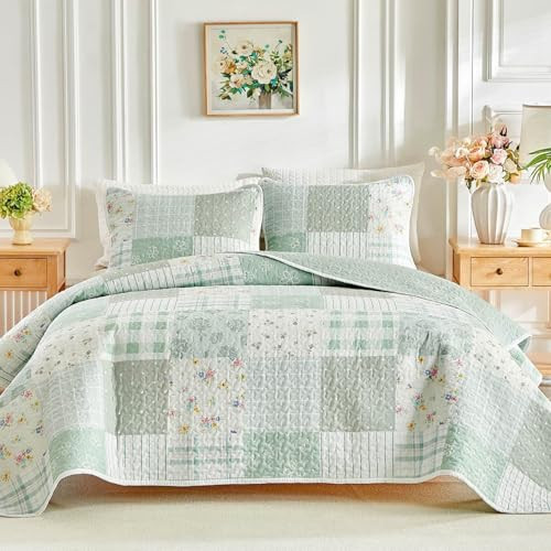 Flysheep Floral Patchwork Quilt Set Full/Queen Size, 3 Pieces Green Flower Plaid Bedspread Coverlet Set, Lightweight Soft Microfiber Bed Cover for All Season (90" x 90", 1 Quilt+ 2 Pillow Shams) | Amazon (US)