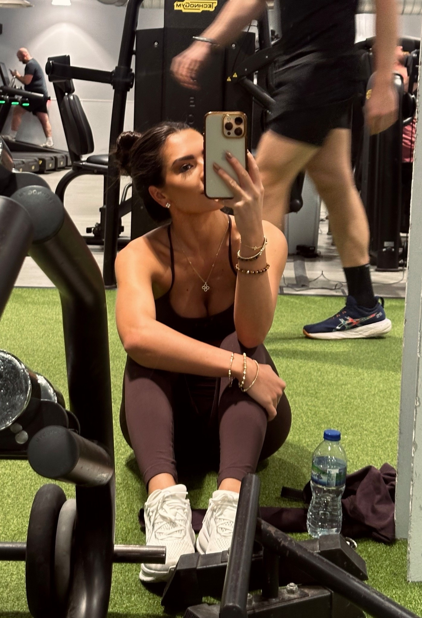 Brown gym set, brown leggings, brown sports bra and brown zip jacket 🍫

#LTKuk #LTKstyletip #LTKfitness