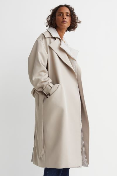 Trenchcoat and quilted gilet | H&M (UK, MY, IN, SG, PH, TW, HK)
