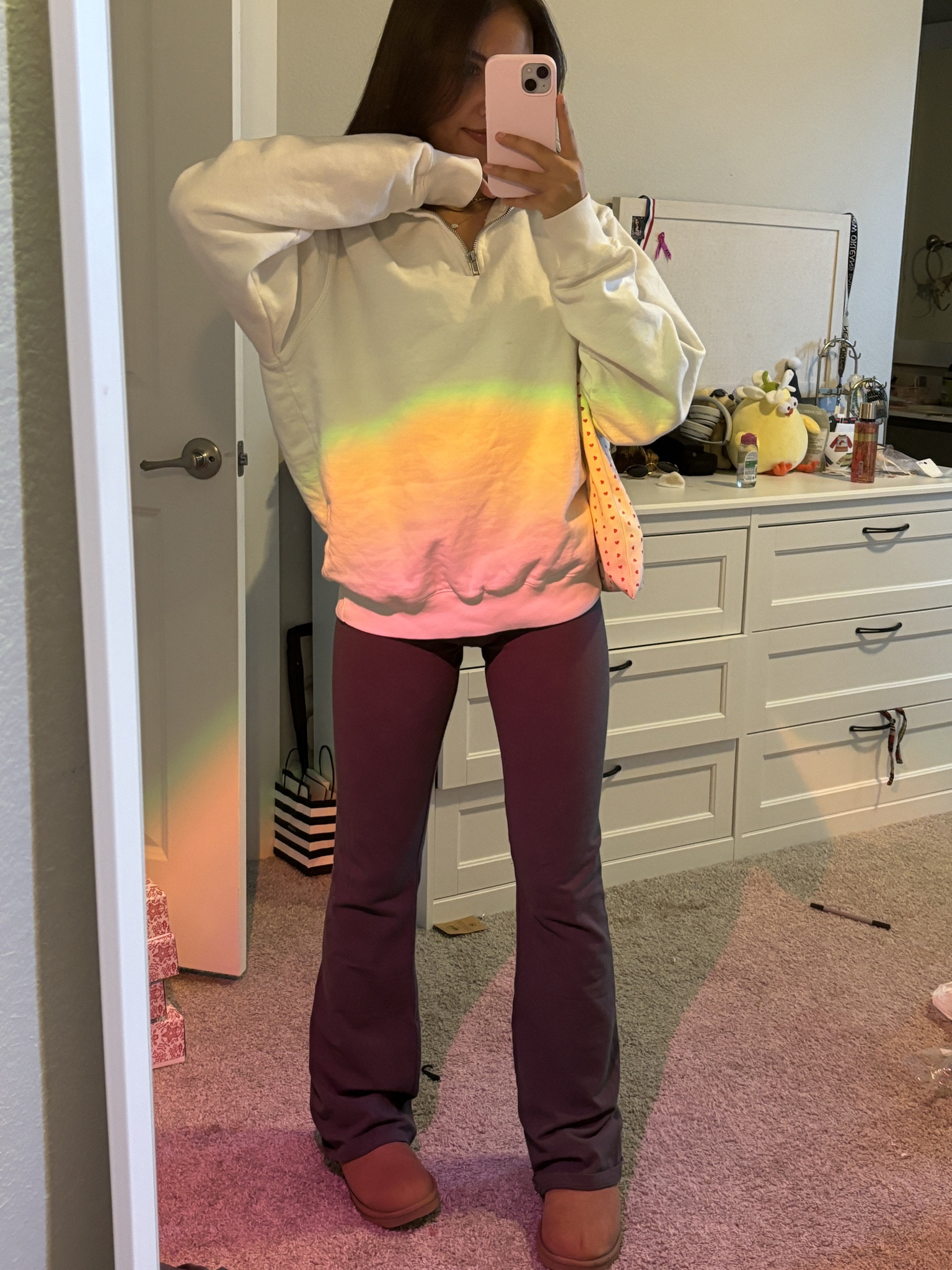 half zip is brandy: missy sweatshirt
Shoe size: 6
Height: 5’2