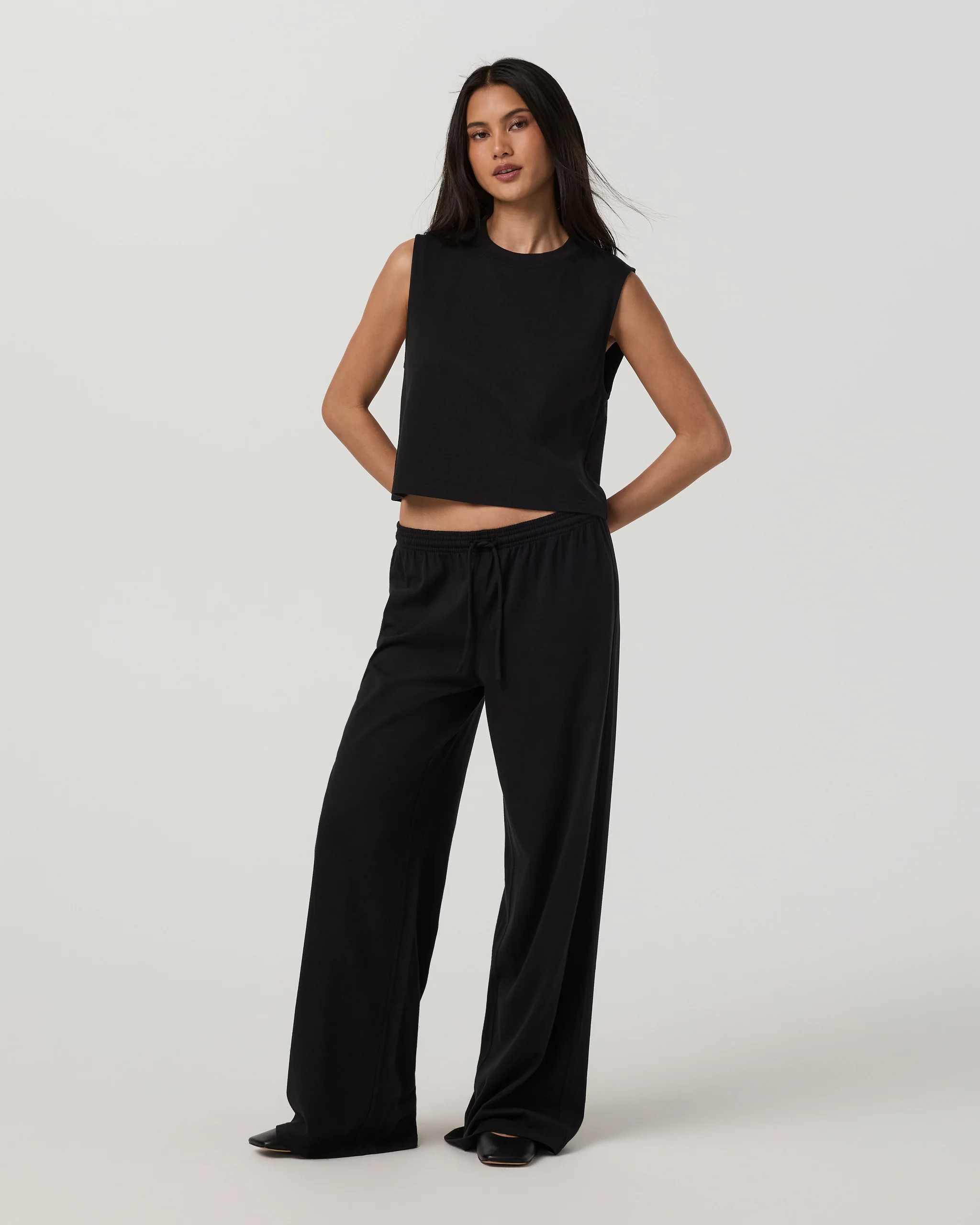 Heavyweight Cotton Easy Pant \u2013 Women's Black Pants \u2013 Vuori | Vuori Clothing (US & Canada)