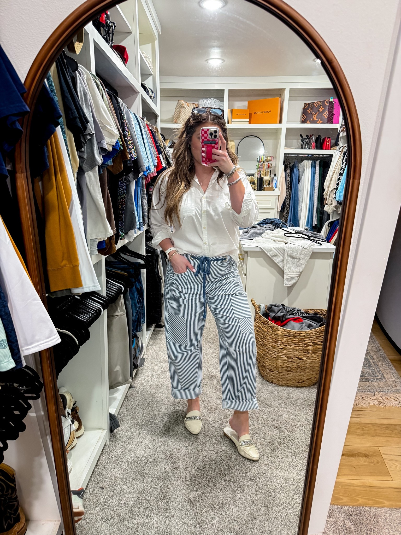 disguise. A white button-down, striped drawstring pants, and comfy flats = an everyday uniform.🤍🫶🏼

#LTKSaleAlert #LTKootd #LTKdayinmylife