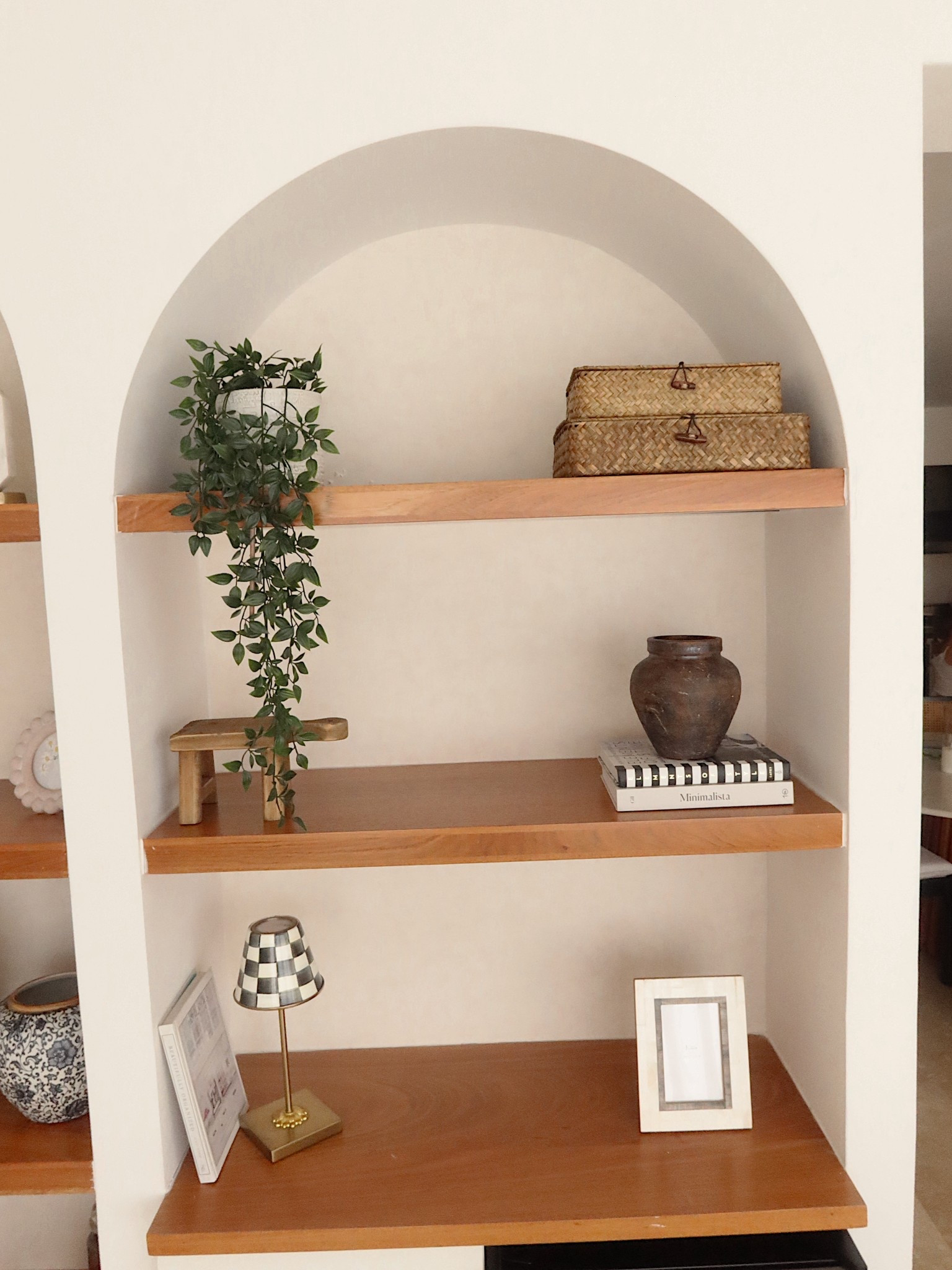 Detalles para una esquinita 😍

#LTKstorytime #LTKHome #LTKSeasonal