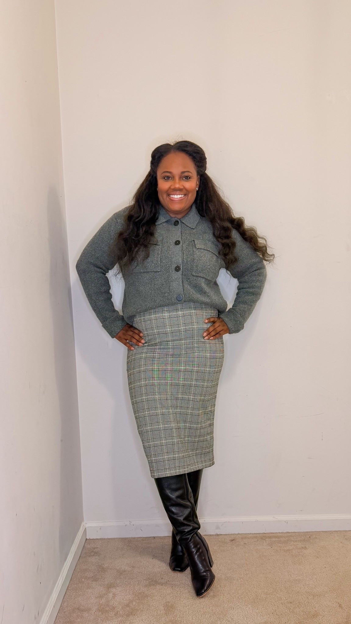 💼 Workwear Wednesday | Day 3 of The Luxe December Edit

Today’s outfit is giving cozy chic with quiet confidence.

This Primark sweater, Zara plaid skirt, and Jessica Simpson boots from Macy’s prove that affordable doesn’t mean basic, it means intentional.

✨ Affordable. Chic. Elevated.
That’s the Simpli Styled formula.

Shop my look via LTK (link in bio) 💻
#SimpliStyled #TheLuxeDecemberEdit

⸻

#WorkwearWednesday #AffordableLuxury #QuietLuxury #LuxeForLess #WinterWorkwear #SoftLuxury #PlaidStyle #OOTD #IntentionalLiving #LookExpensive



#LTKFindsUnder100 #LTKHoliday #LTKootd