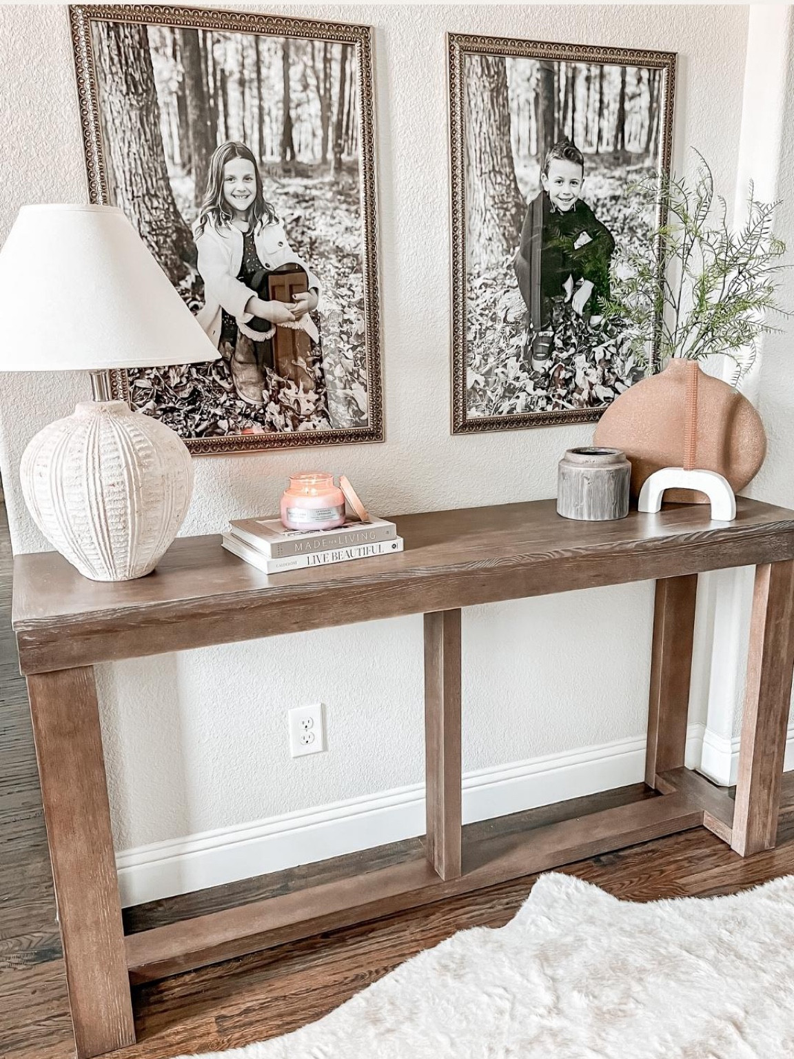 Entryway styling!! Sharing some of my recent @walmart finds and how I styled them in my entryway! #walmartpartner #walmarthome
They’re so affordable and the quality is 🙌🏼🙌🏼🙌🏼🙌🏼. I’m loving the new look! 
#homdecor #modernhome #entrywaydecor 

#LTKFind #LTKstyletip #LTKhome