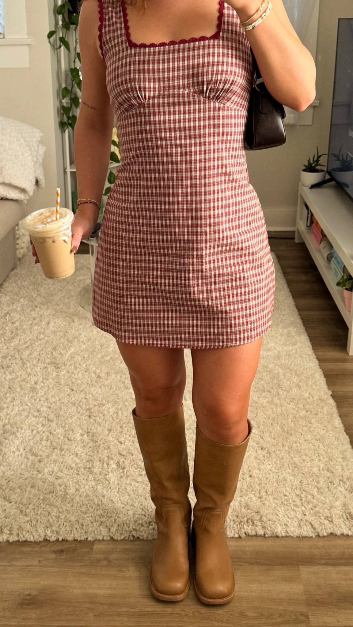 I’m obsessed with this dress and can’t stop wearing these boots 🍂 Princess Polly code: ALYSSA20 <3 