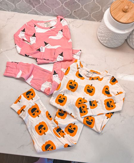 Purchased Halloween pjs for the kids 🎃👻 // soft and stretchy 

Halloween pjs, Halloween kid fashion, toddler fashion, baby fashion 

#LTKbaby #LTKkids #LTKHalloween