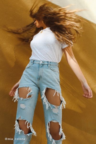 BDG High-Waisted Distressed Mom Jean | Urban Outfitters (US and RoW)