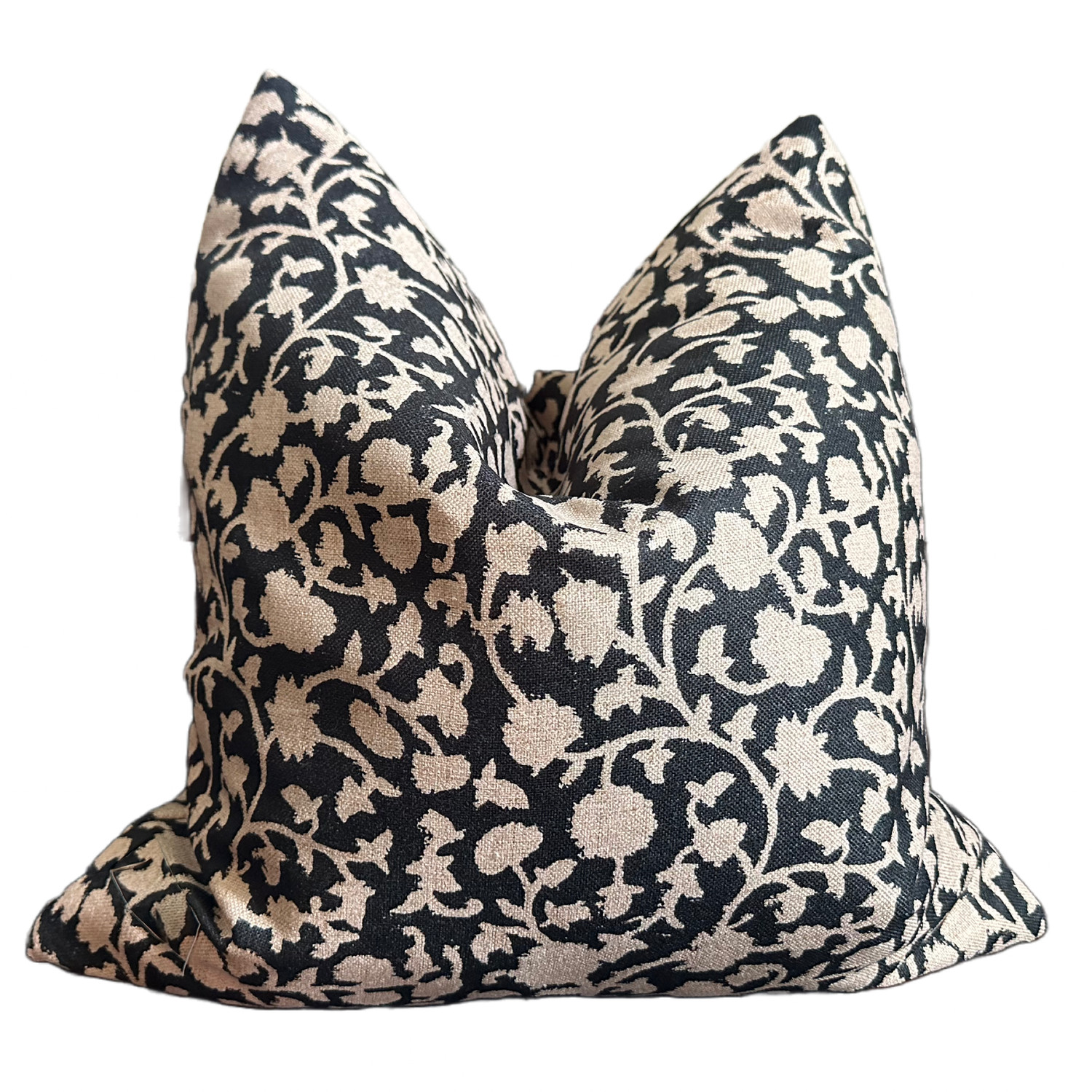 Square Pillows | Pepper Pillow | Rennah — Rennah Decorative Pillows | Rennah