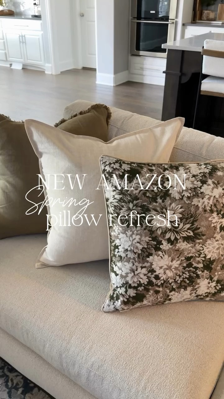 These linen pillows come in 25+ colors and the chenille floral pillow comes in 4 beautiful color options! 😍 Such an easy way to refresh your space and the prices are amazing!

linen throw pillows, chenille floral pillow, neutral home decor, living room pillow styling, decorative couch pillows
#amazonhome #pillowstyling #neutralhomedecor

#LTKSeasonal #LTKHome
