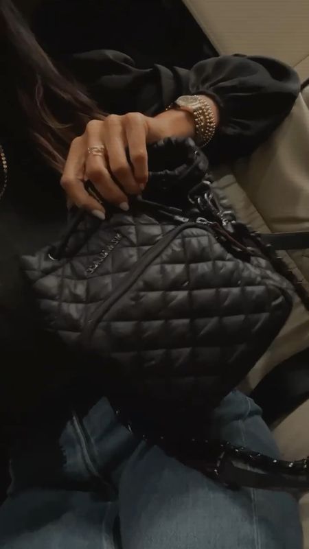 Crossbody bag, black bag, quilted #StylinbyAylin 

#LTKstyletip #LTKSeasonal #LTKitbag