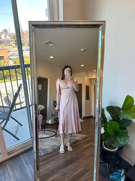 Perfect wedding guest or bridesmaid dress! Featuring a satin midi dress with tie sleeve details!

Get the dress 10% off with code LAURENT!

I’m wearing a size 12 dress. 

#LTKFindsUnder100 #LTKWedding #LTKMidsize