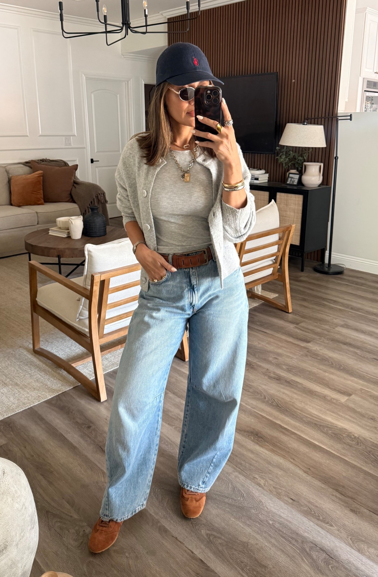 Casual Thursday fit 🤌🏻
Found these jeans @target and I’m obsessed!! Wearing size 2


#LTKU #LTKSeasonal #LTKOver40