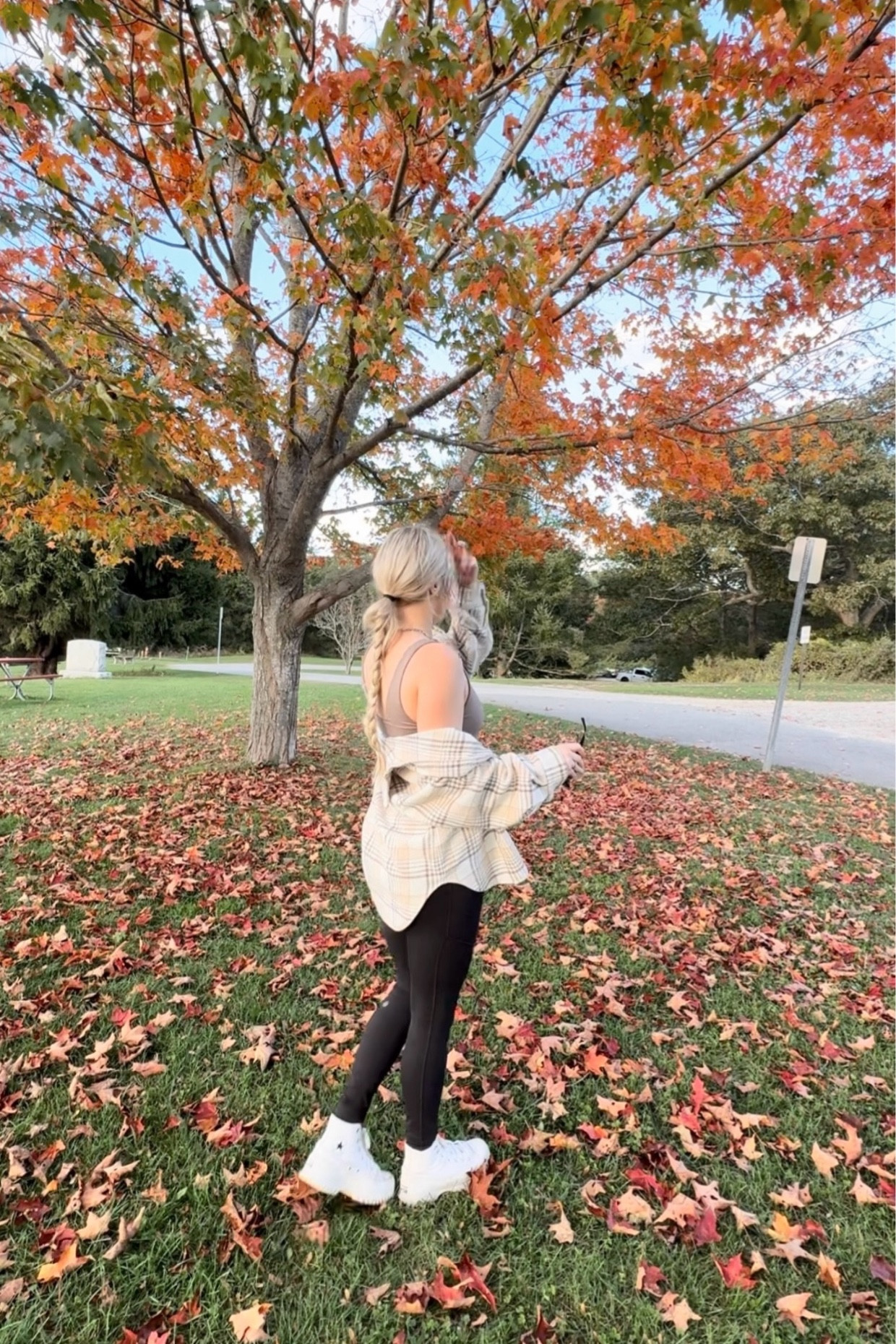 Fall outfit inspo 🍂🤍 

#fall #falloutfit #outfitinspo #casual #flannel #autumn 

#LTKSeasonal