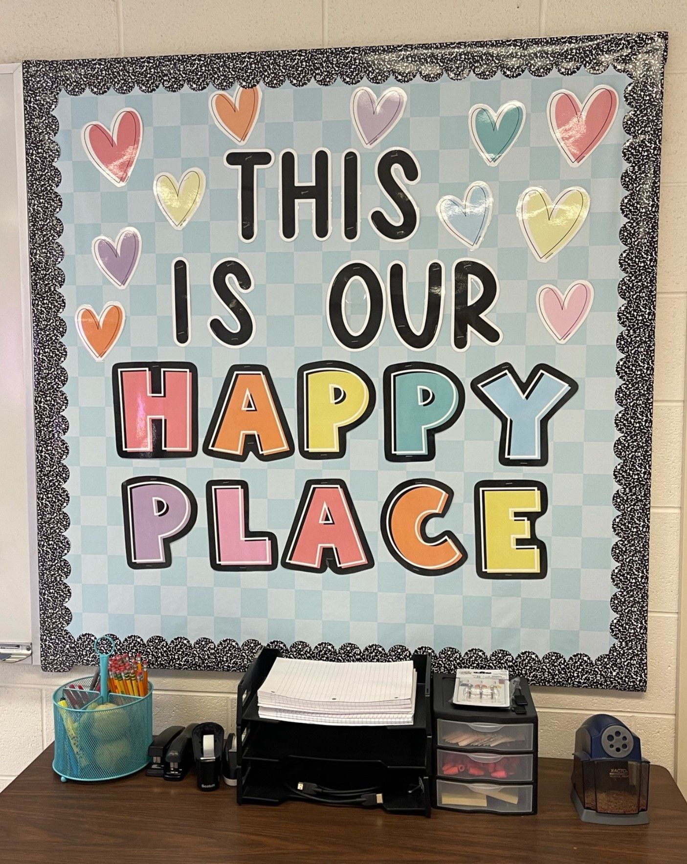 Loving this bulletin board🩵