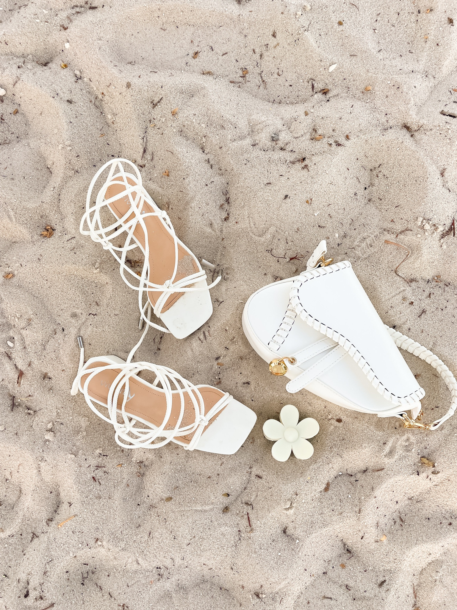 summer essentials🐚

#LTKSeasonal #LTKfit #LTKshoecrush