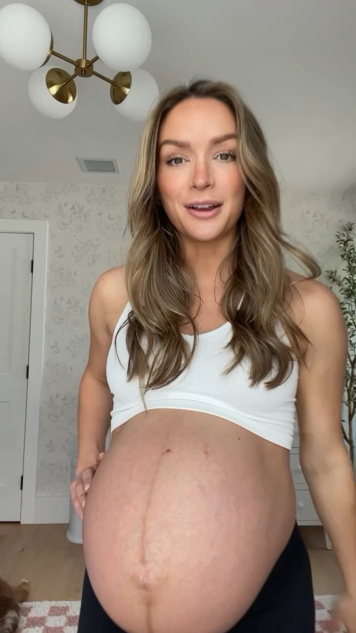 Dress the bump with me #dressthebump #maternityfashion