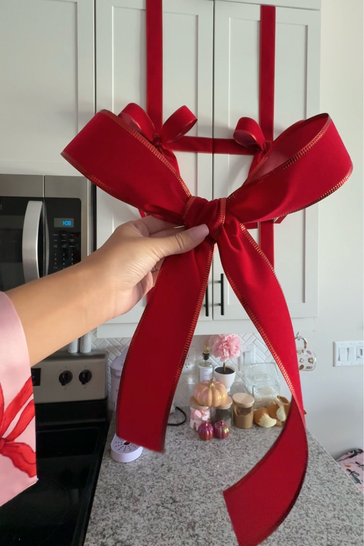 Decorating for the Holidays  The perfect Christmas Velvet Ribbon. You can get so many uses out of it 🎄🎁 

Christmas decoration, DIY Christmas, Home decor 

#LTKHoliday