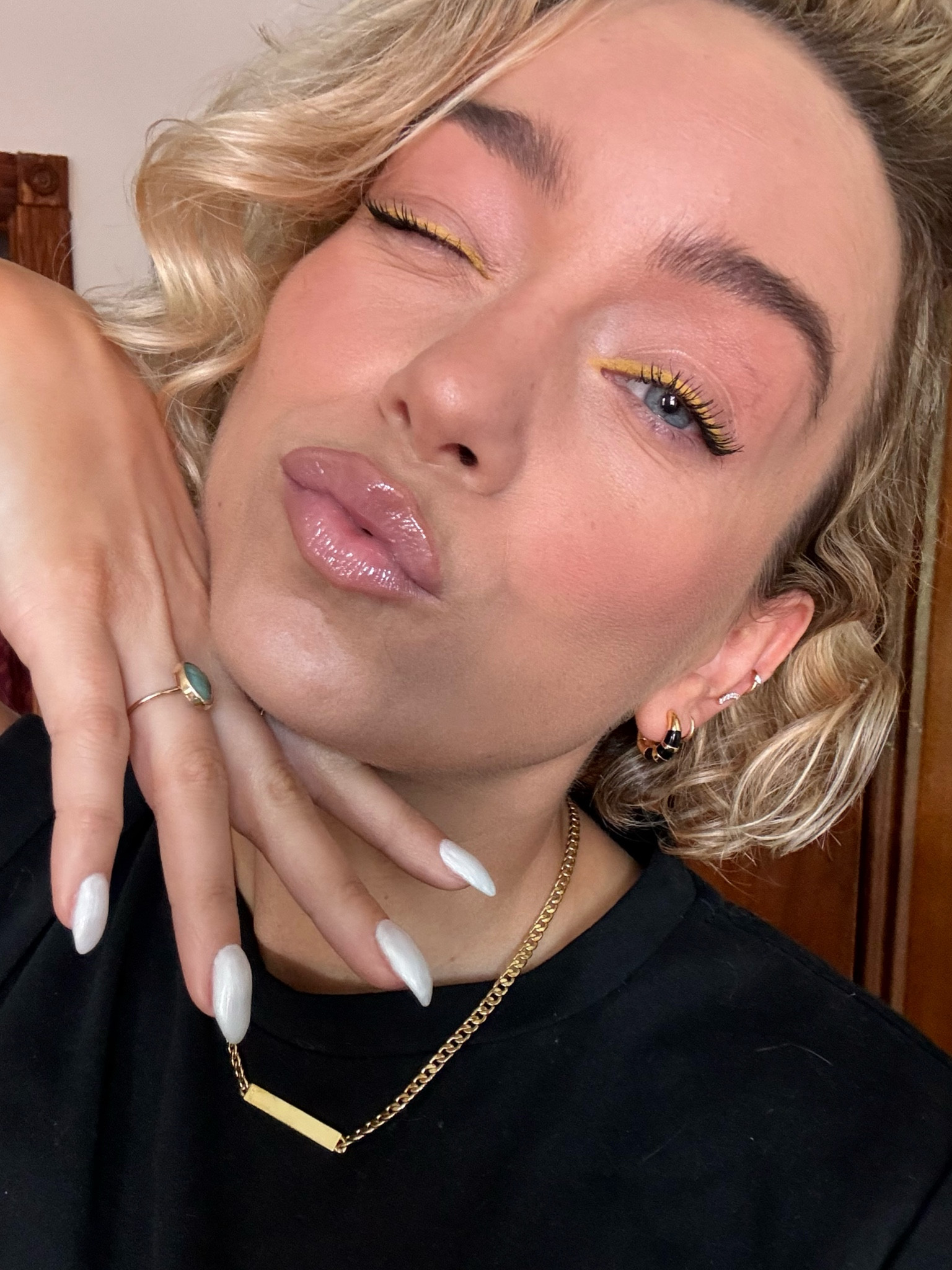 Yellow eyeliner, nude lipliner, plus some “glossy & bossy” 💛💋 Fresh look for summer.

#LTKStyleTip #LTKBeauty