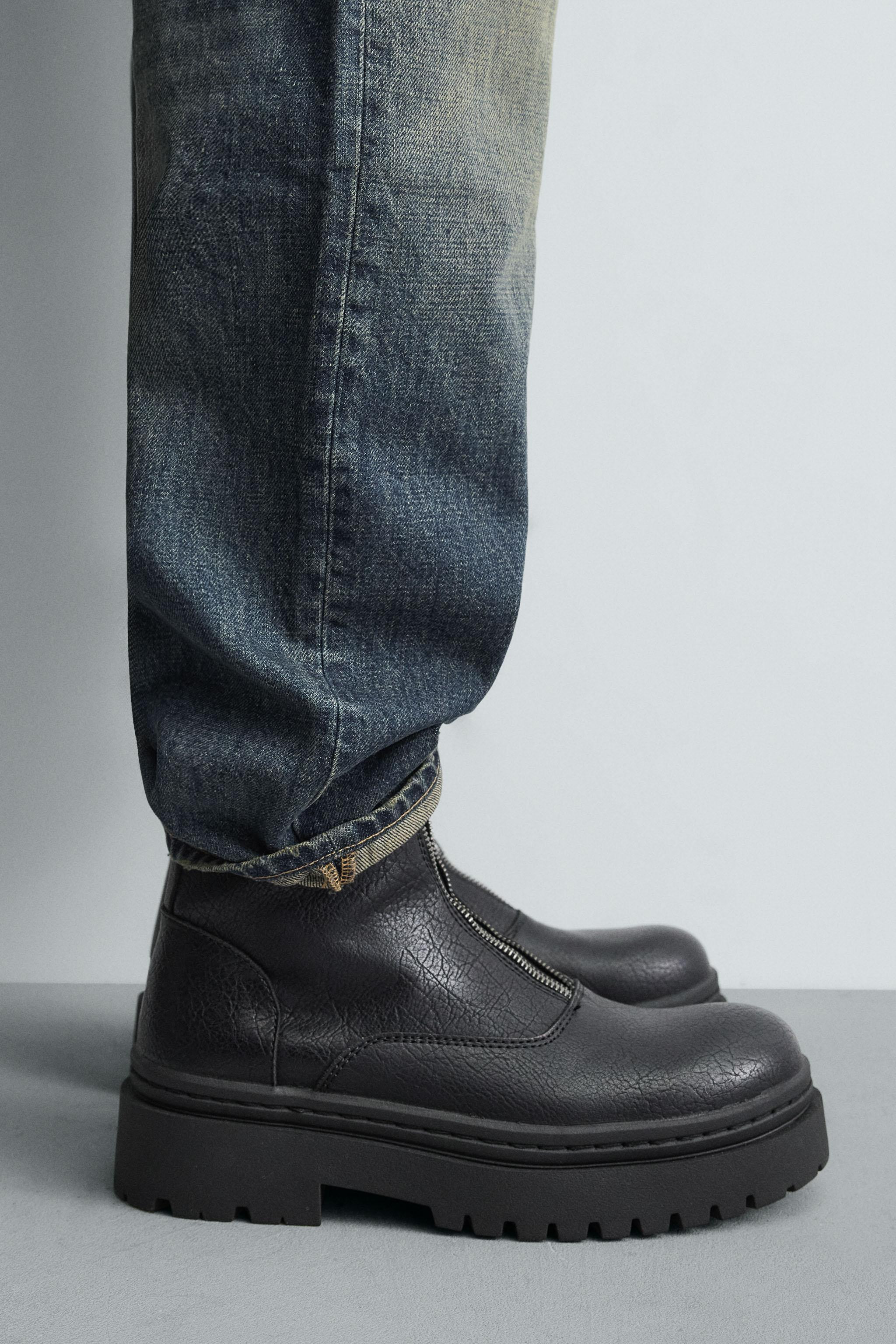ZIP-UP BOOTS | Zara UK