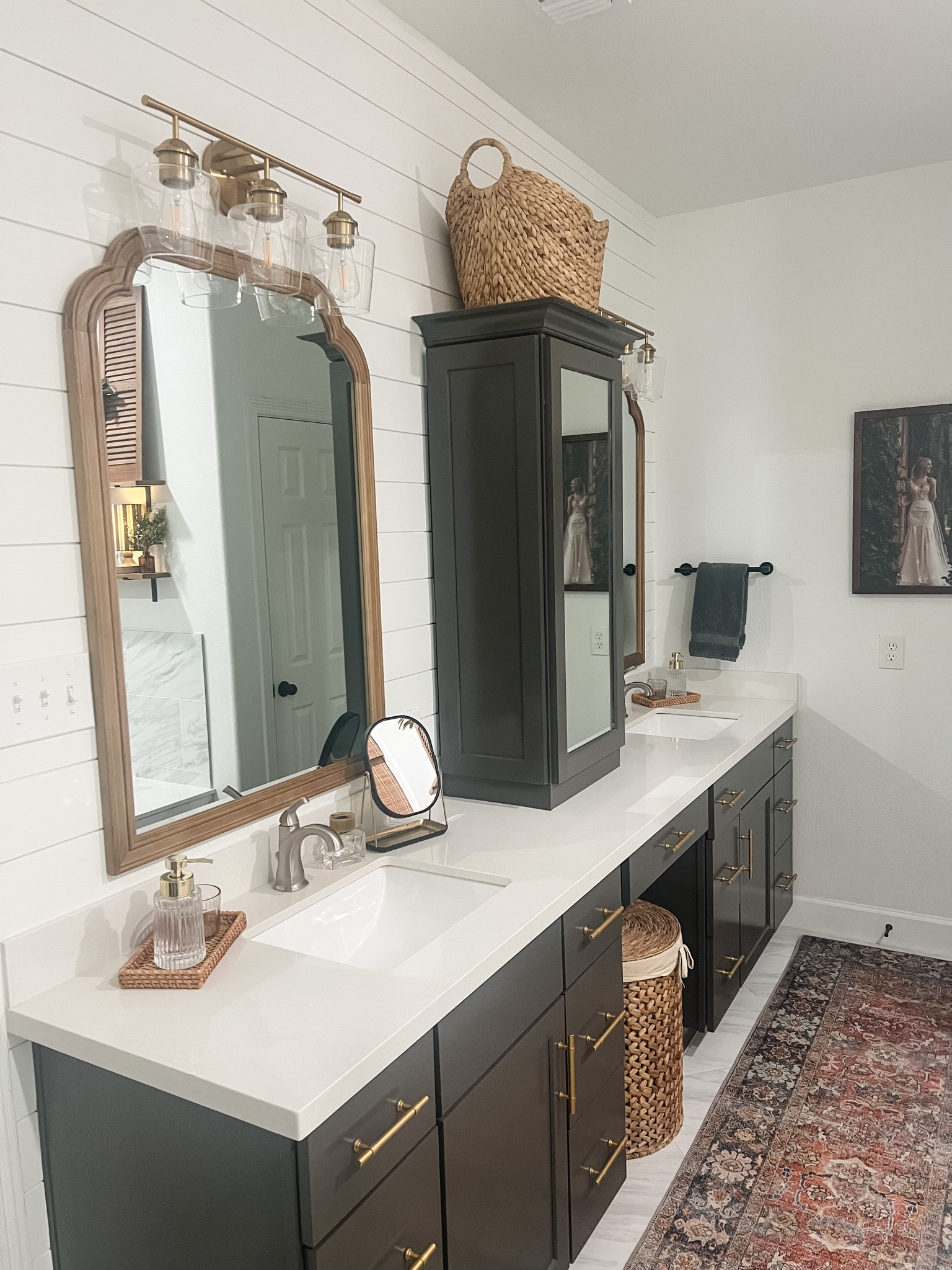 Bathroom update details 🫶

Cabinet color is SW urbane bronze 


Home decor. Bathroom decor. Modern farmhouse. Bathroom DIY. Shiplap wall. Painted cabinets. 

#LTKhome