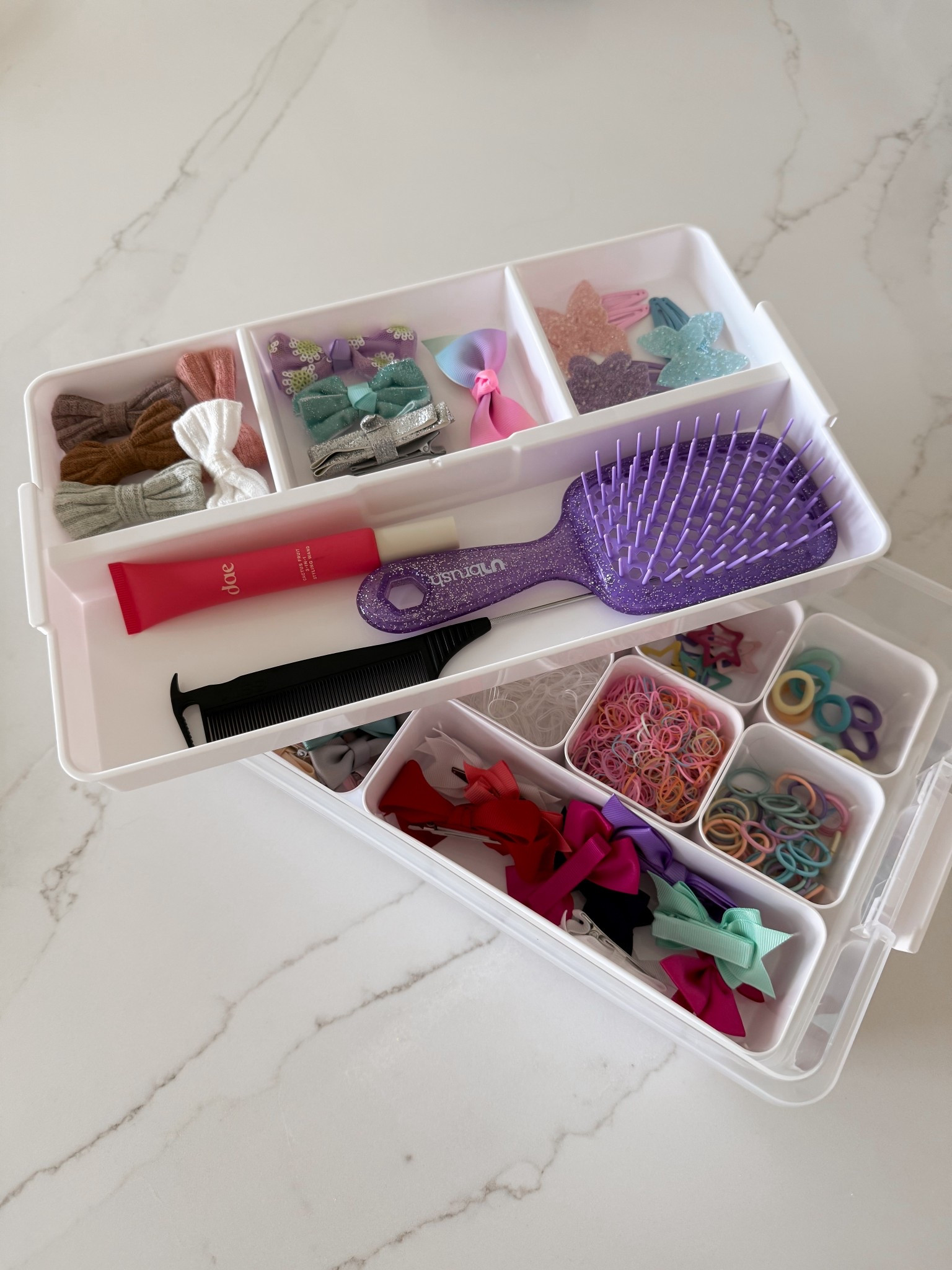 Storage caddy for hair accessories #beauty #organization #kids

#LTKKids #LTKBaby #LTKBeauty