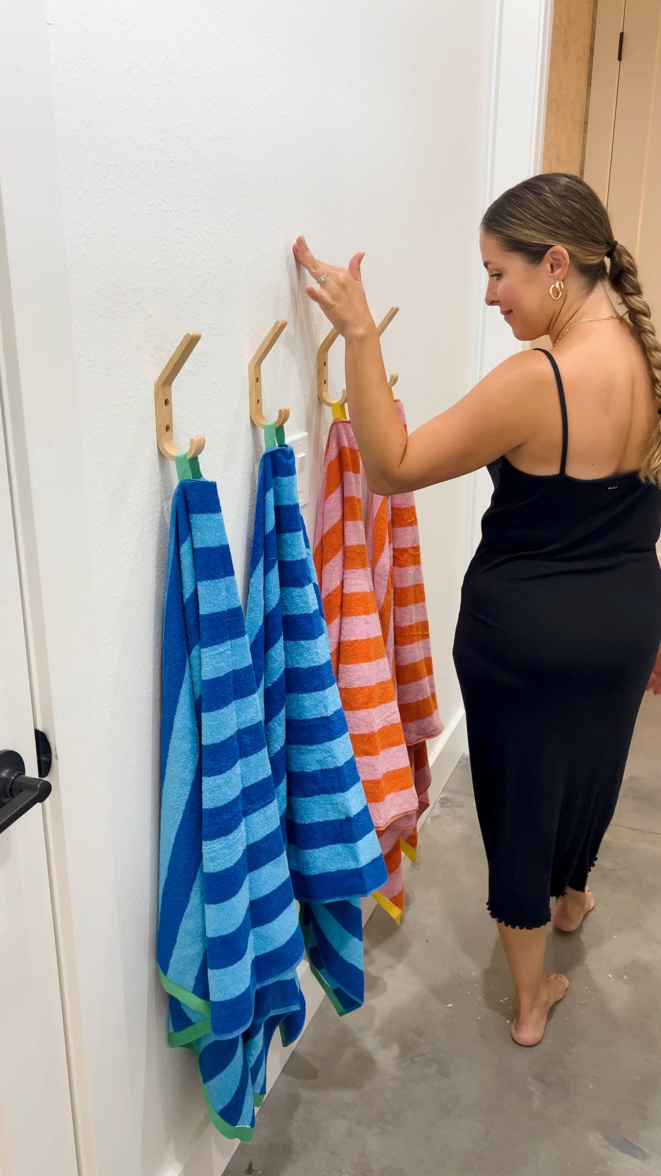 Kids bathroom revamp! ☀️ 🌊 This little beachy theme makes me so happy! 

#LTKKids #LTKVideo #LTKHome