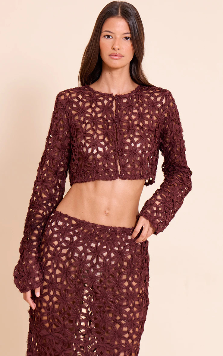 Dark Brown Textured Floral Button Cropped Top | PrettyLittleThing UK