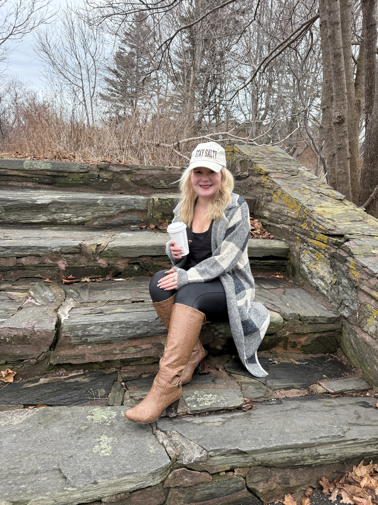 Friyay ootd. Fridays are made for winter staples and cozy but chic clothing. My @Spanx spanx leggings, my @lululemon Lululemon love tank and a @Lulu’s maxi sweater. Effortlessly chic. 

#LTKootd #LTKActive #LTKPetite