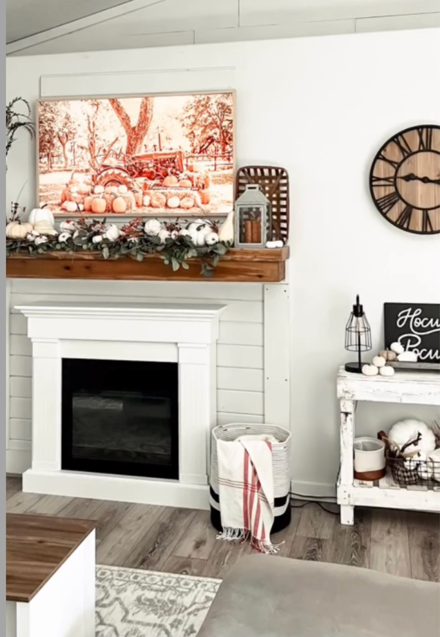 Frame TV sale 


#LTKFind #LTKsalealert #LTKxPrimeDay